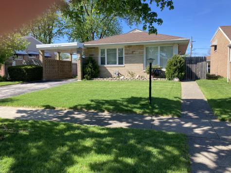 7318 West Lill Street Niles IL 60714