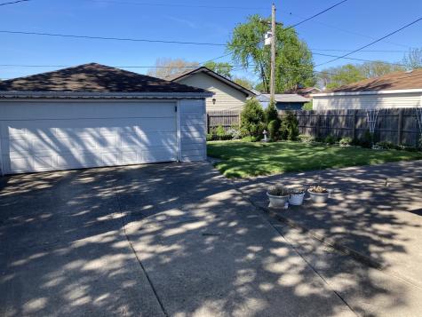 7318 West Lill Street Niles IL 60714