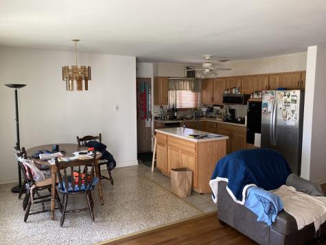 7318 West Lill Street Niles IL 60714