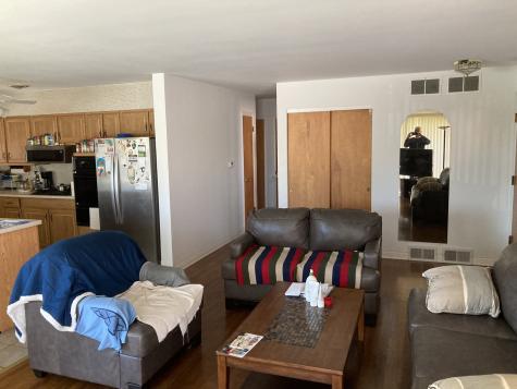 7318 West Lill Street Niles IL 60714