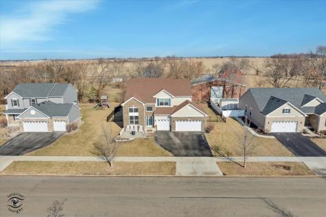 14860 West Carver Crossing Manhattan IL 60442