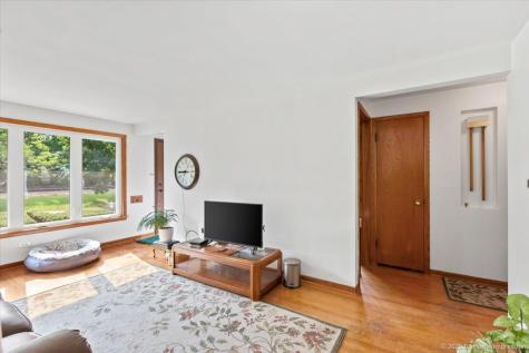 11214 South Sacramento Avenue Chicago IL 60655