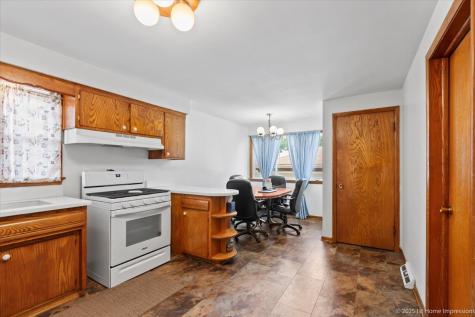 11214 South Sacramento Avenue Chicago IL 60655