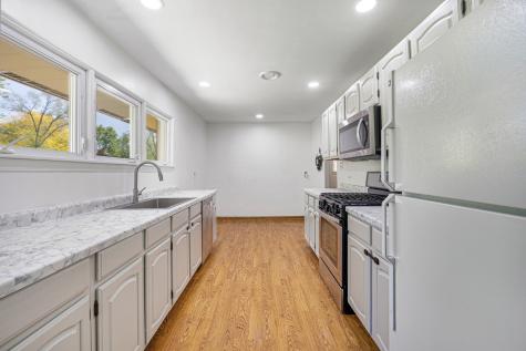 3256 Otto Street Lansing IL 60438