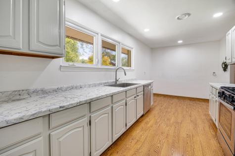 3256 Otto Street Lansing IL 60438
