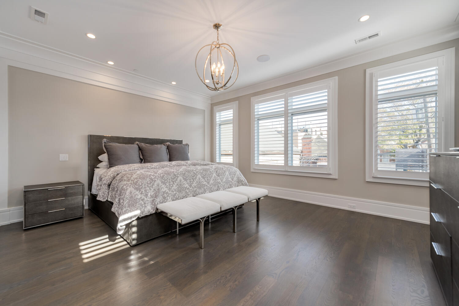 1823 North Bissell Street Chicago IL 60614