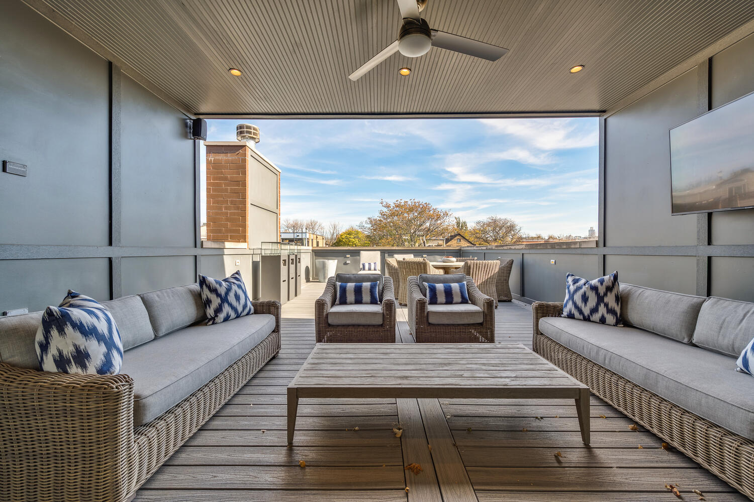 1823 North Bissell Street Chicago IL 60614