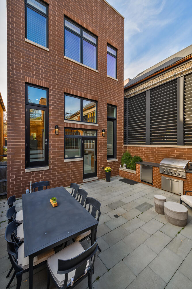 1823 North Bissell Street Chicago IL 60614