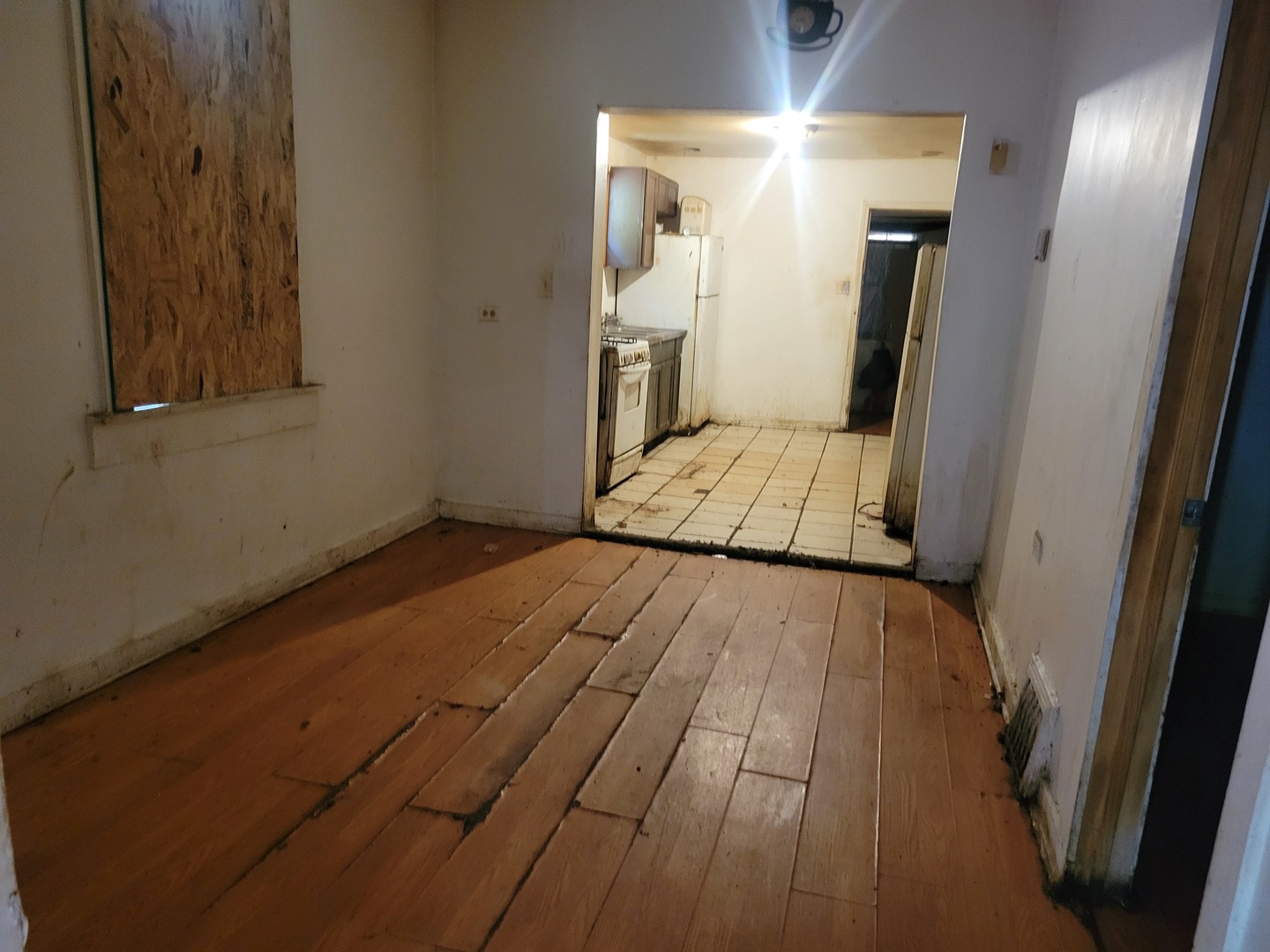 1412 East 75th Street Chicago IL 60619