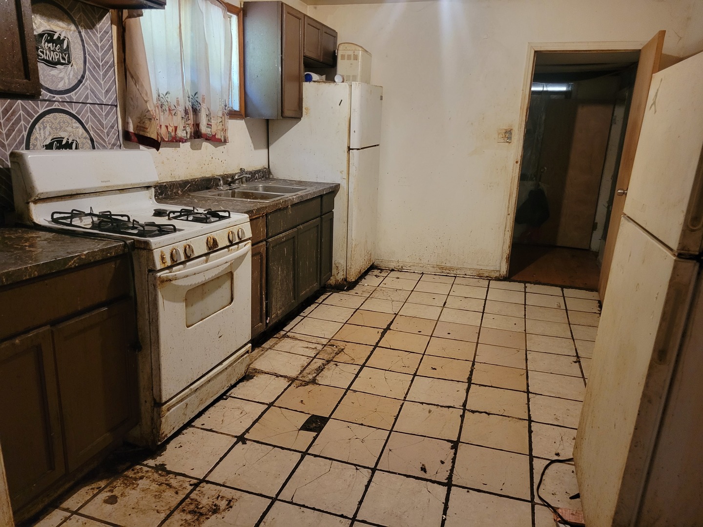 1412 East 75th Street Chicago IL 60619