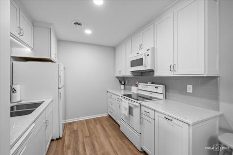 450 West Downer Place Aurora IL 60506