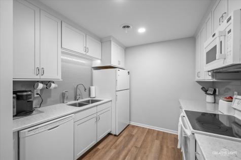 450 West Downer Place Aurora IL 60506