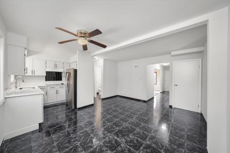 18W118 14TH Street Villa Park IL 60181