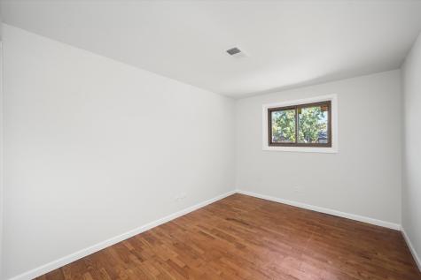 18W118 14TH Street Villa Park IL 60181