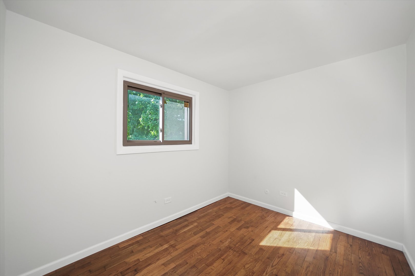 18W118 14TH Street Villa Park IL 60181