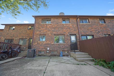 18W118 14TH Street Villa Park IL 60181