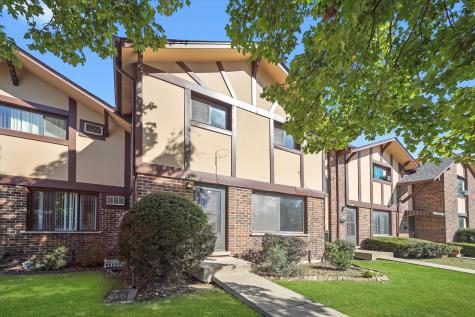 18W118 14TH Street Villa Park IL 60181