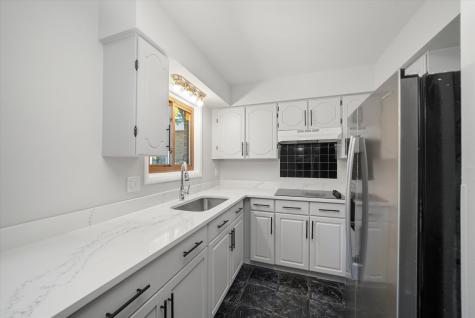 18W118 14TH Street Villa Park IL 60181