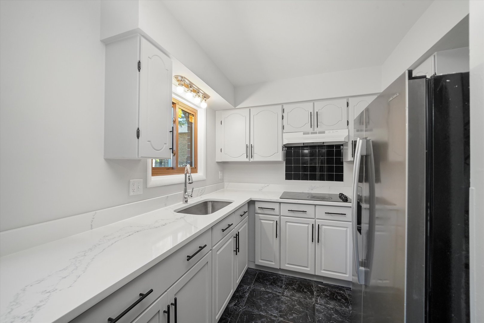 18W118 14TH Street Villa Park IL 60181
