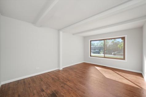 18W118 14TH Street Villa Park IL 60181