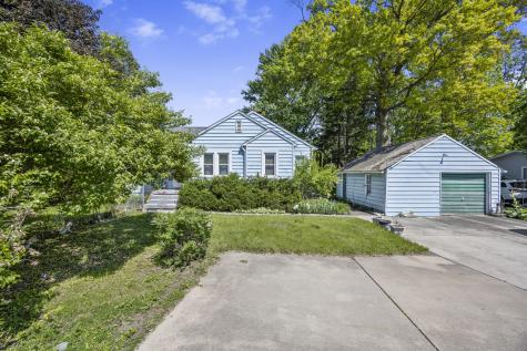 1968 Columbus Street Ottawa IL 61350