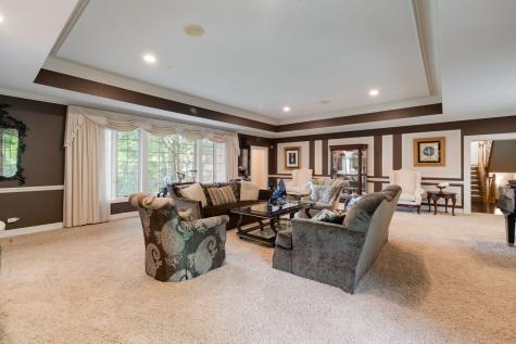 55 South Wynstone Drive S North Barrington IL 60010