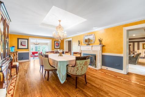 55 South Wynstone Drive S North Barrington IL 60010
