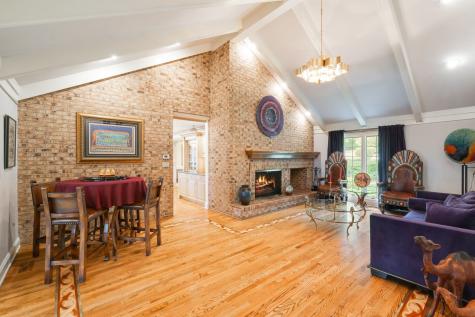 55 South Wynstone Drive S North Barrington IL 60010