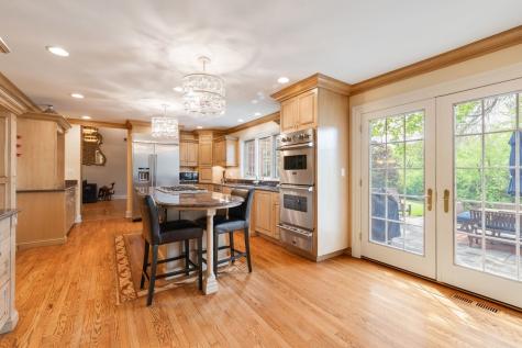 55 South Wynstone Drive S North Barrington IL 60010