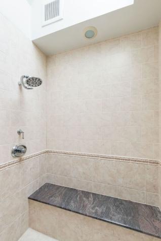 55 South Wynstone Drive S North Barrington IL 60010