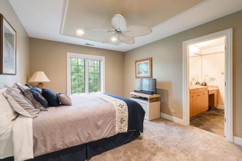 55 South Wynstone Drive S North Barrington IL 60010