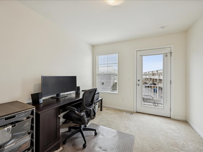 964 Station Boulevard Aurora IL 60504