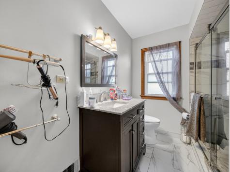 18704 Highland Avenue Homewood IL 60430