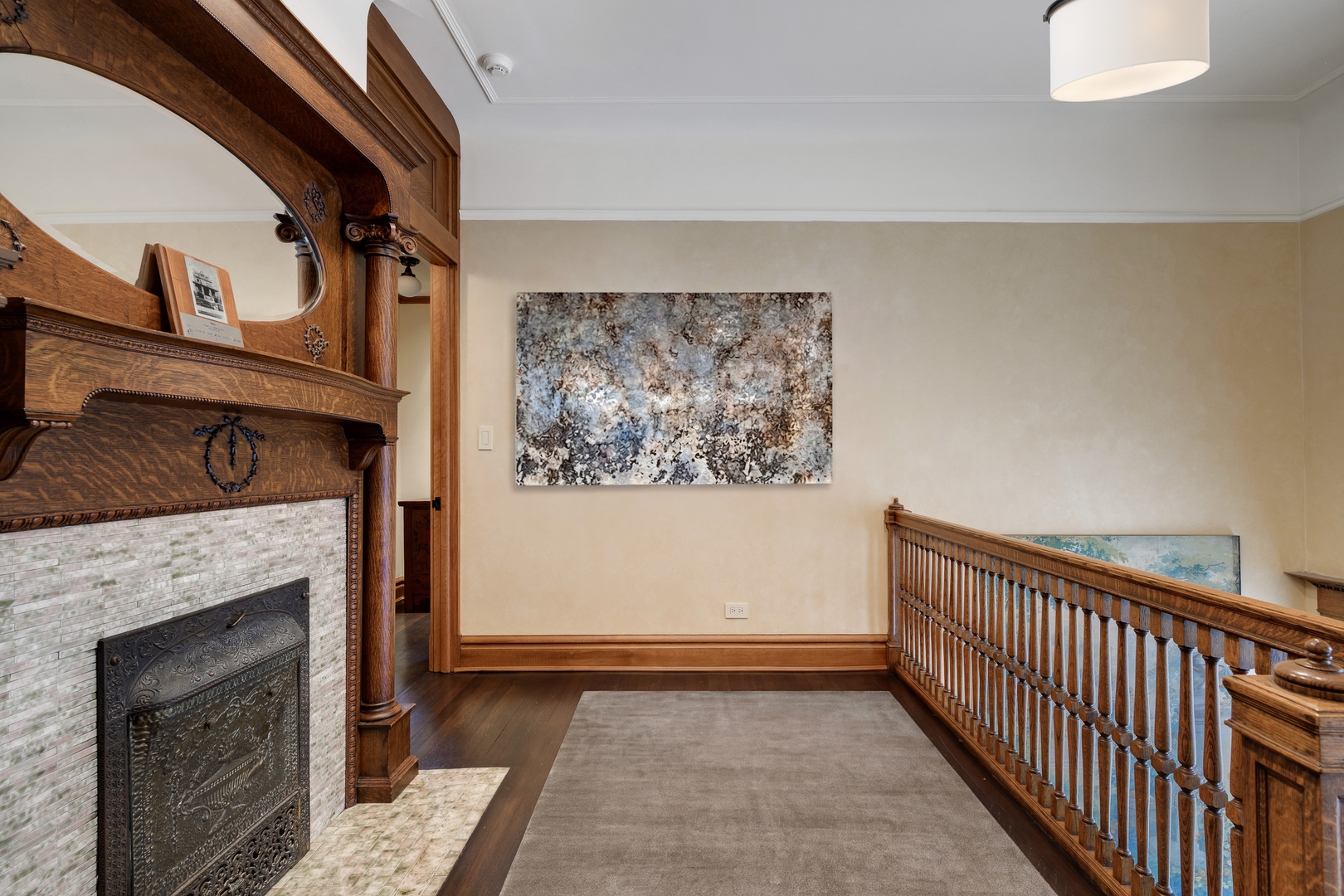 536 West Barry Avenue Chicago IL 60657