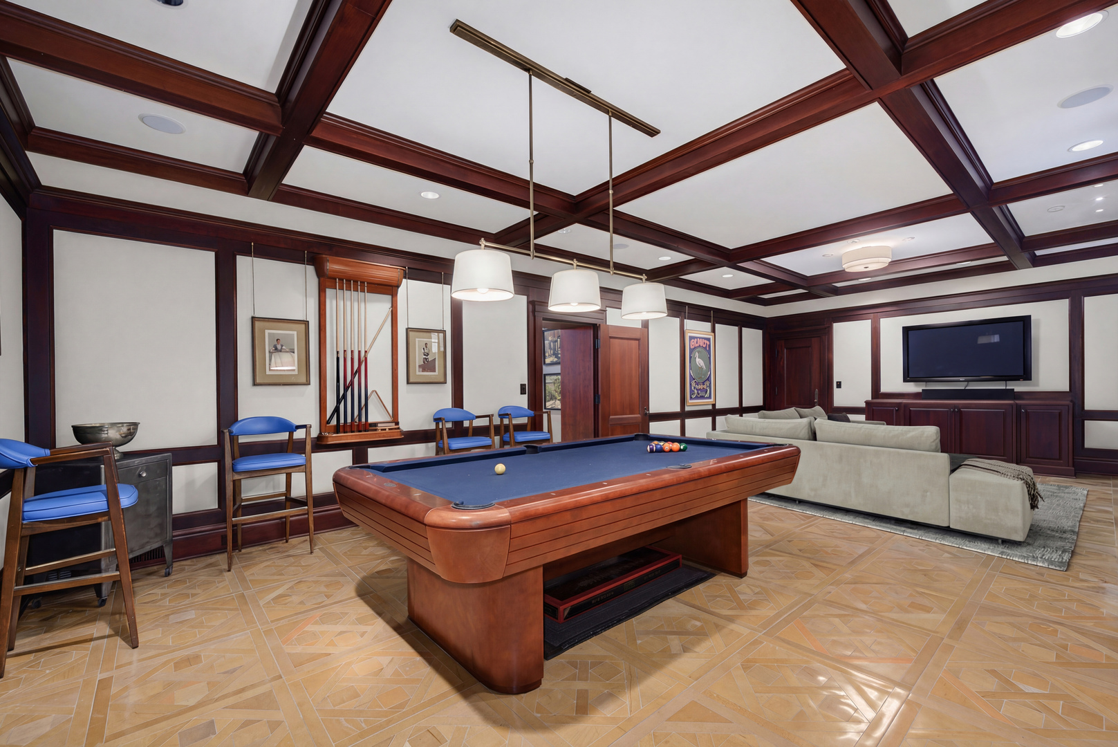 536 West Barry Avenue Chicago IL 60657