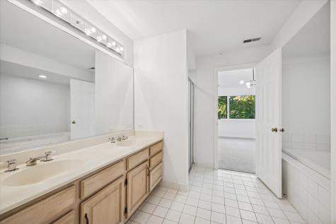 179 Foxborough Place Burr Ridge IL 60527