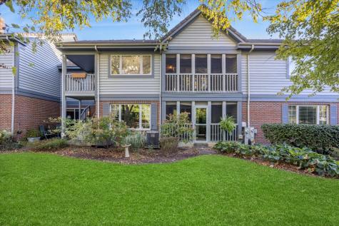 179 Foxborough Place Burr Ridge IL 60527