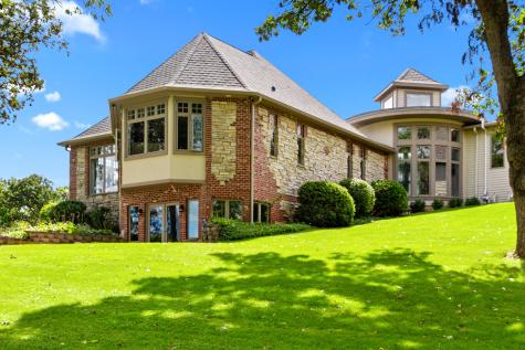 8508 West Il Rt 120 W Bull Valley IL 60098