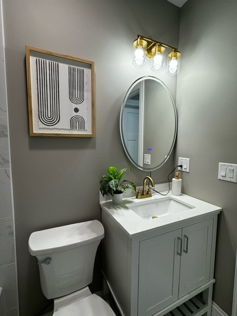 1137 North Karlov Avenue Chicago IL 60651