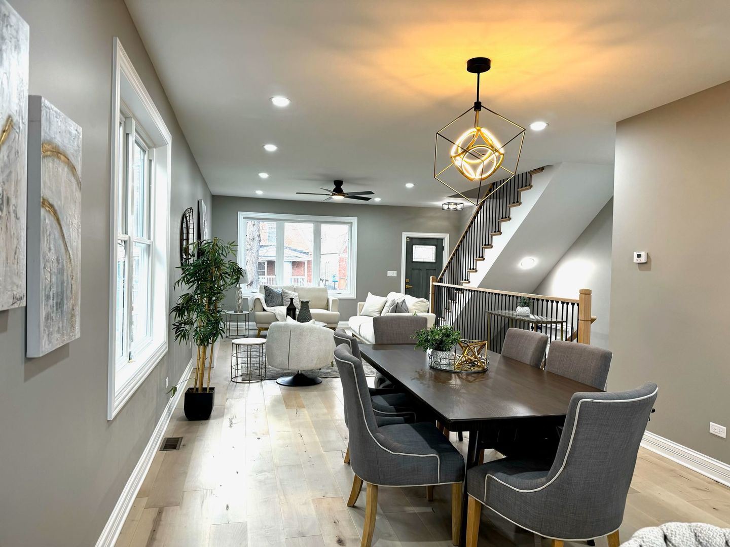 1137 North Karlov Avenue Chicago IL 60651