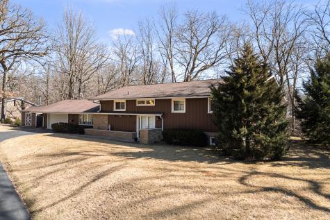 3709 9TH Avenue Moline IL 61265