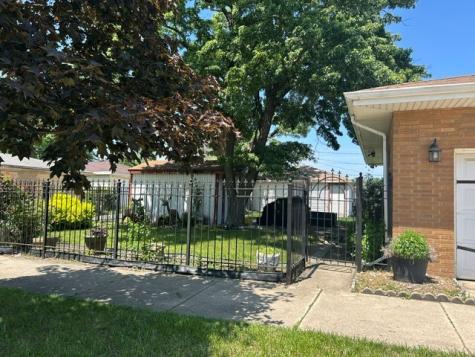12764 South Ada Street Calumet Park IL 60827