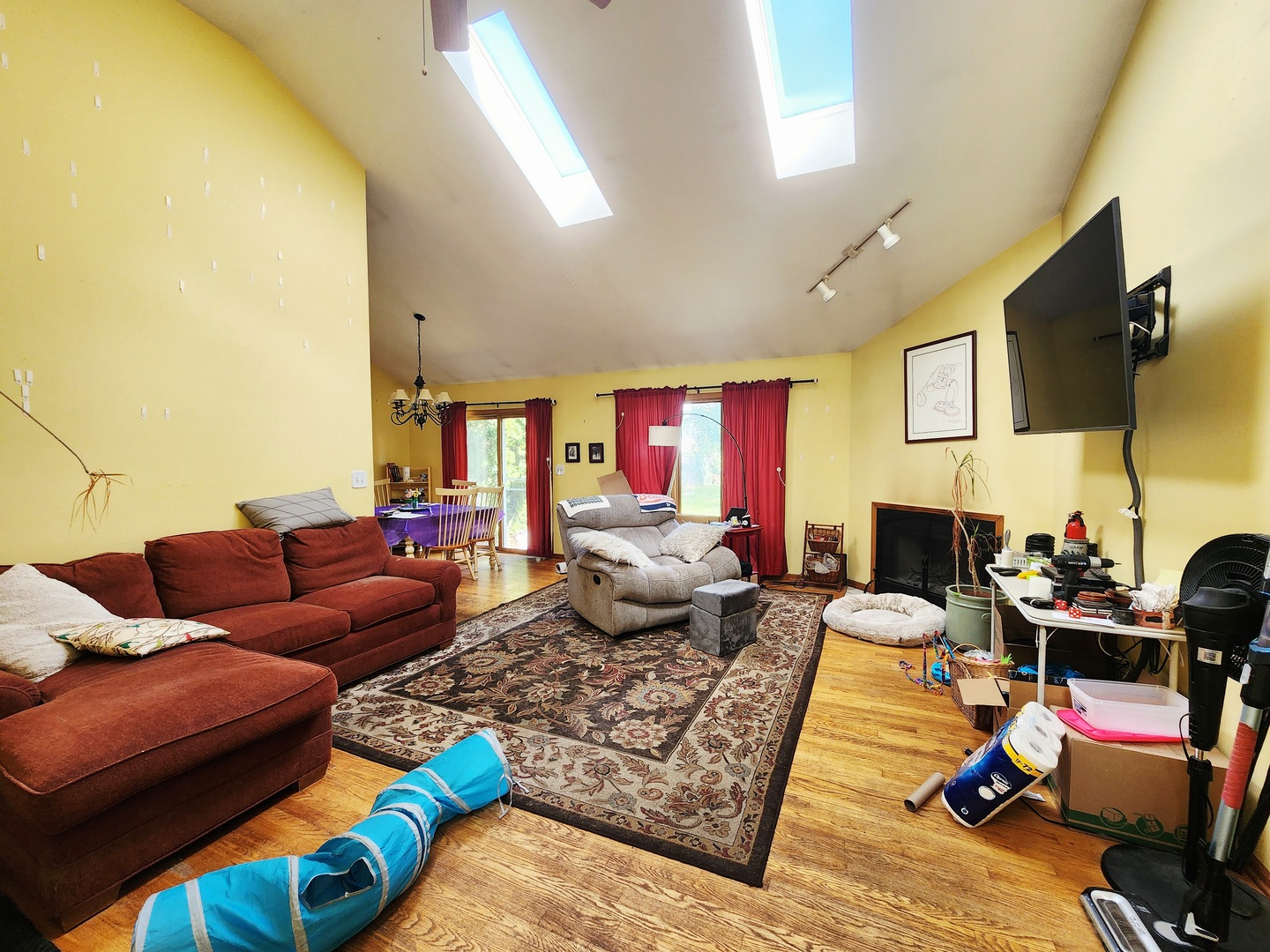 1N713 Evergreen Avenue Glen Ellyn IL 60137