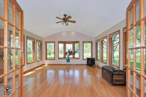 11515 Ellwood Greens Road Genoa IL 60135