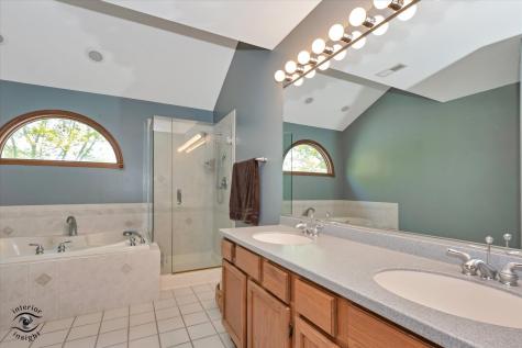 11515 Ellwood Greens Road Genoa IL 60135