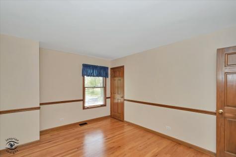 11515 Ellwood Greens Road Genoa IL 60135
