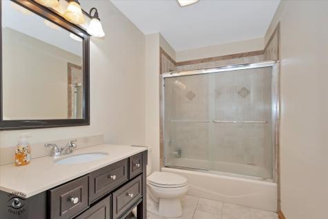 11515 Ellwood Greens Road Genoa IL 60135