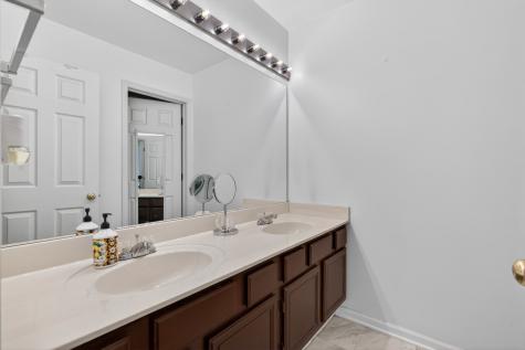 320 Starwood Pass Lake In The Hills IL 60156