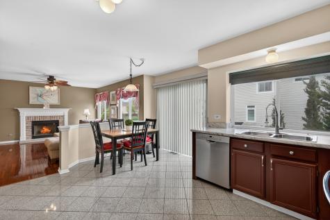 320 Starwood Pass Lake In The Hills IL 60156
