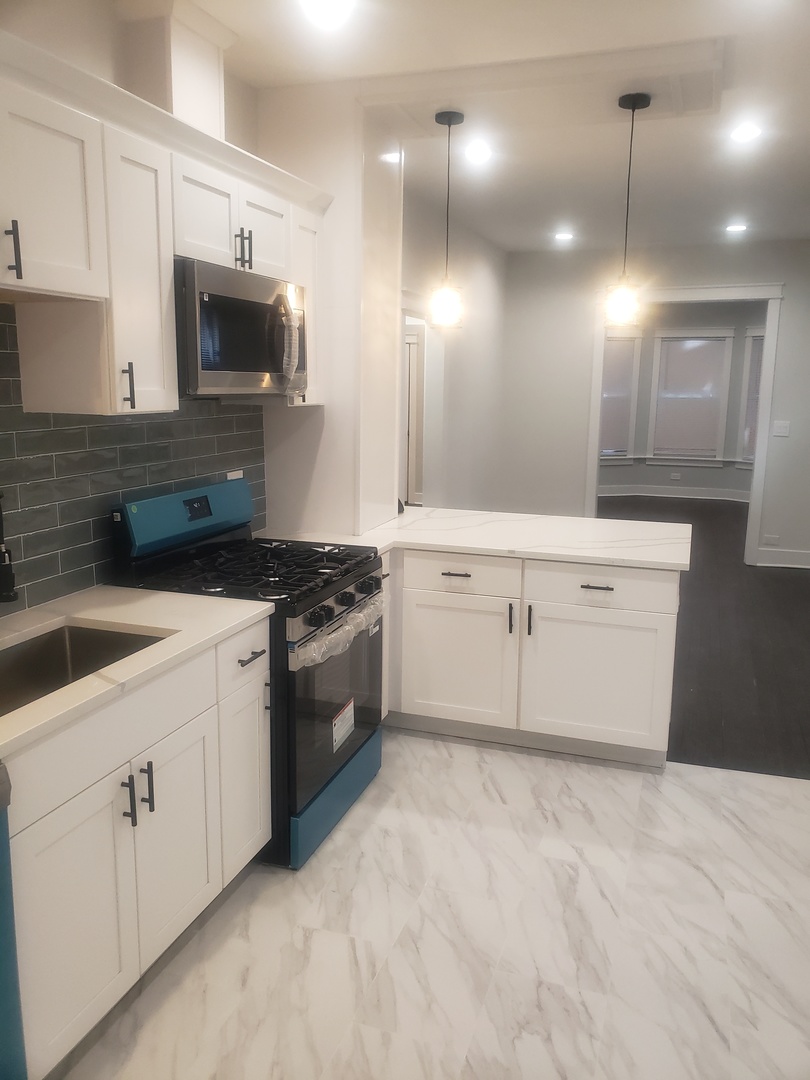 12130 South Lowe Avenue Chicago IL 60628